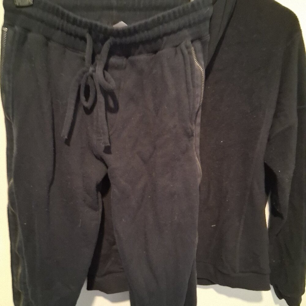 Alo zippered set